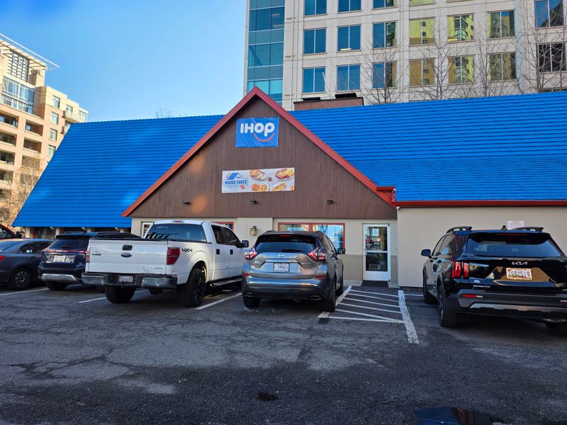 IHOP Arlington