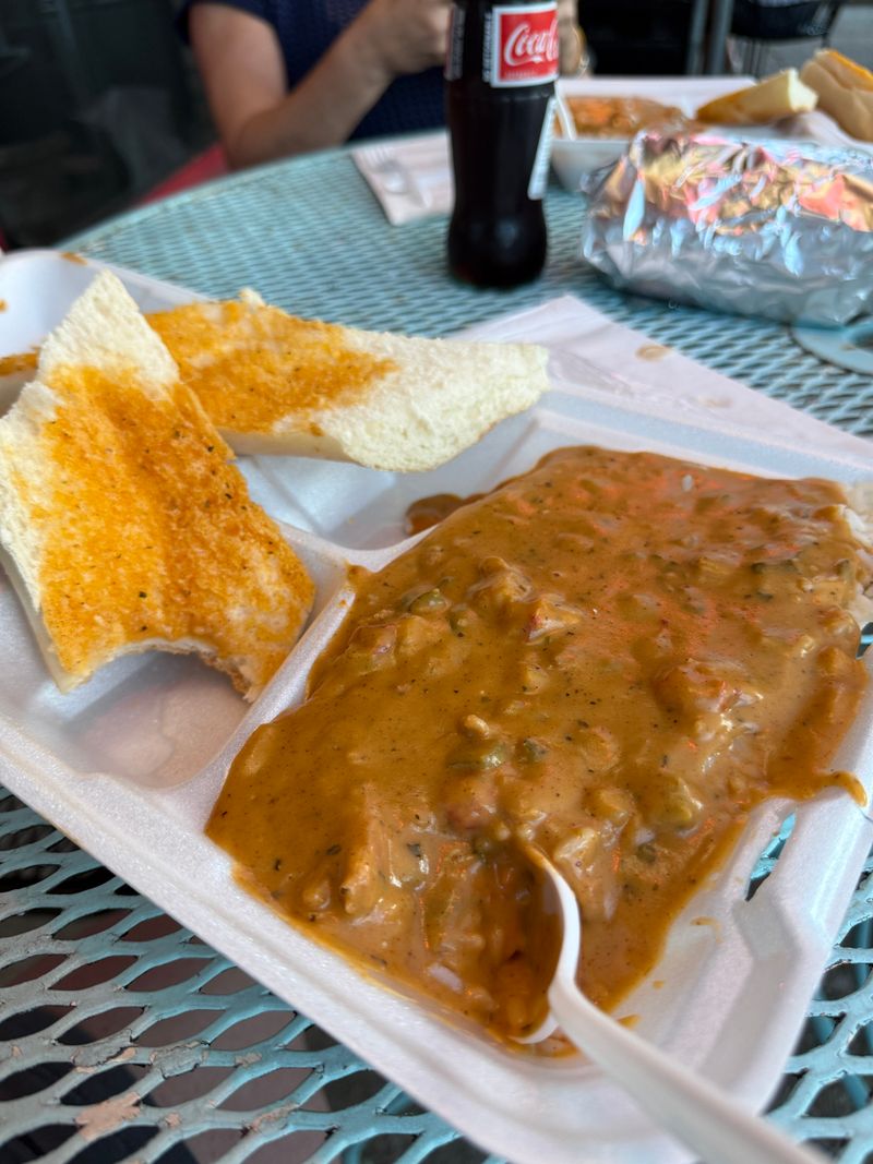 The Irresistible Garlic Bread That Deserves Its Own Spotlight