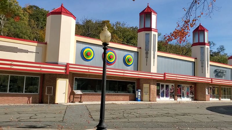 Why Sound Travels Strangely Through Empty Midways