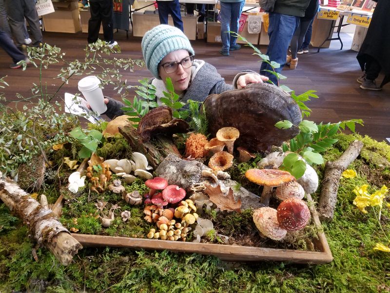 How Tourists Can Avoid Trouble Without Giving Up The Experience