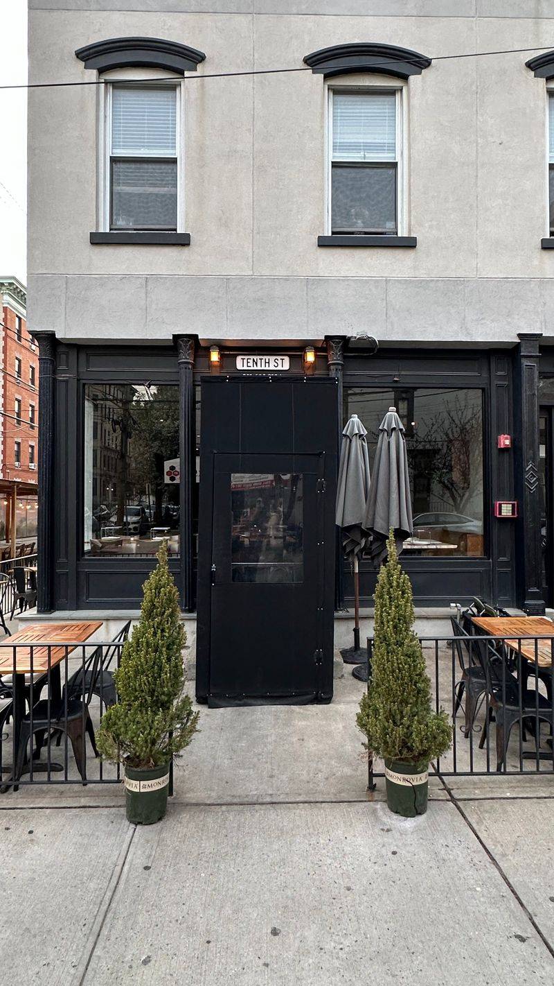 Tenth Street Pasta & Pizza, 1000 Willow Ave, Hoboken, NJ 07030