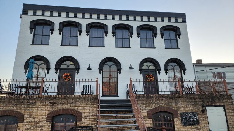 What Visitors Feel After Dark