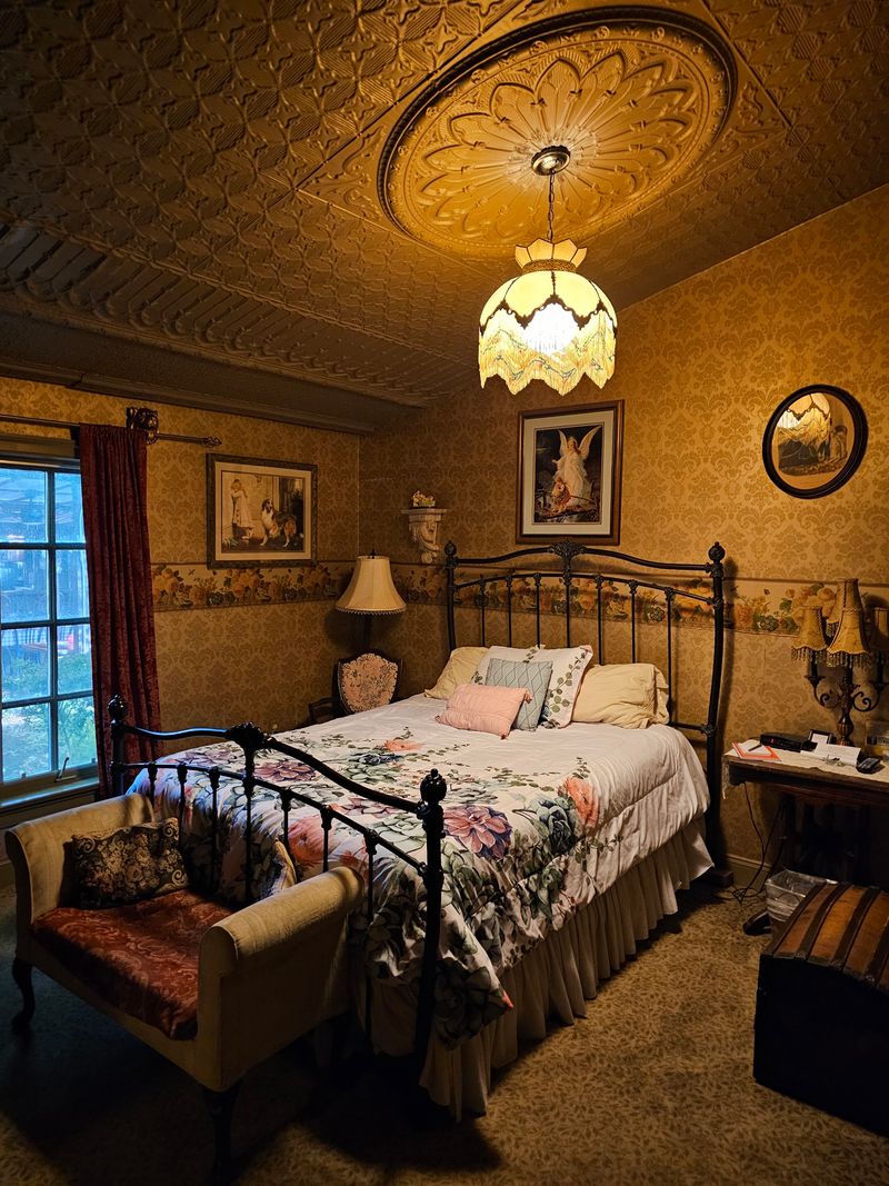 Photos That Show How Little Has Changed