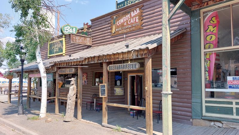 Friday night at The Cowboy Bar, Meeteetse