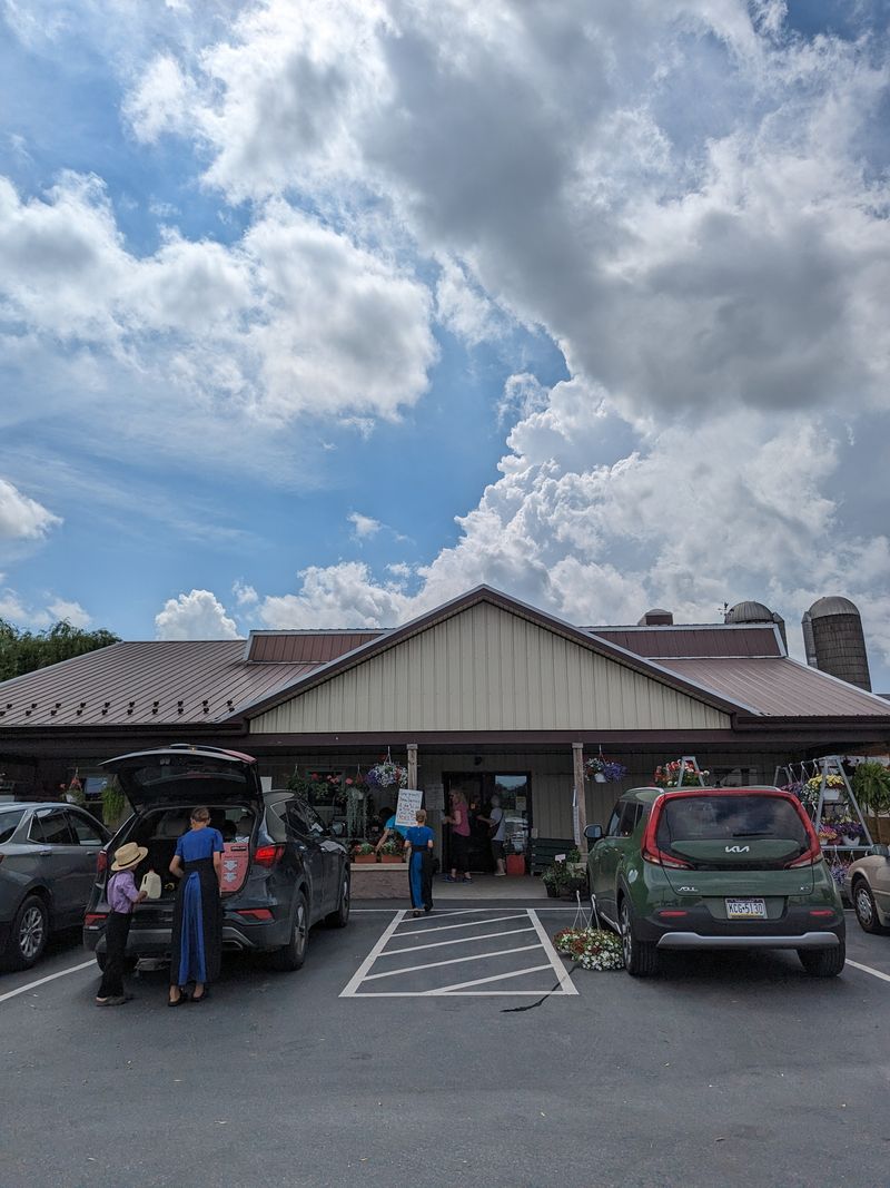 Amish Farmers Market – Middletown