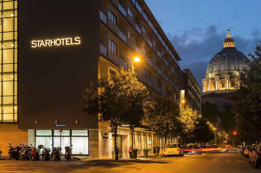 The Starhotels group features the well-priced Hotel Michelangelo in Rome. Photo c. Starhotels