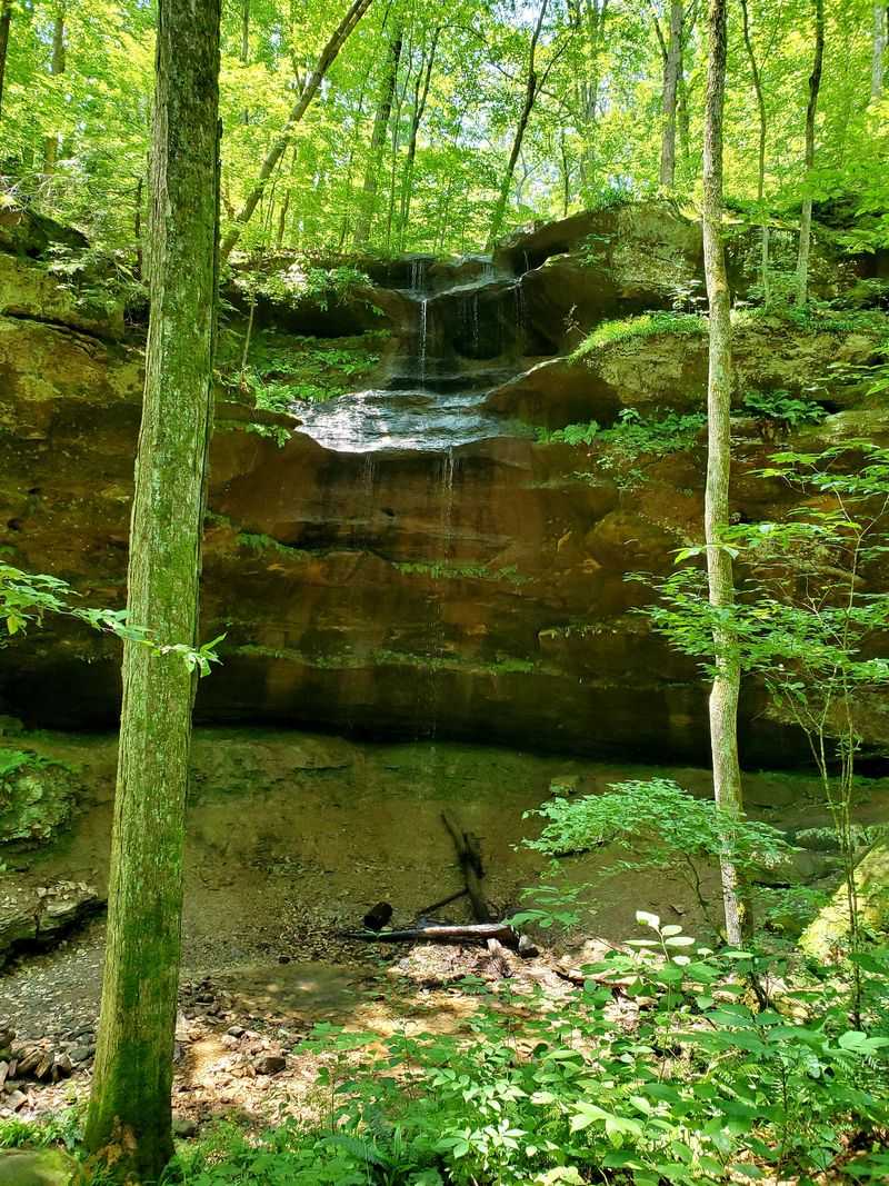 Hemlock Cliffs Main Trail