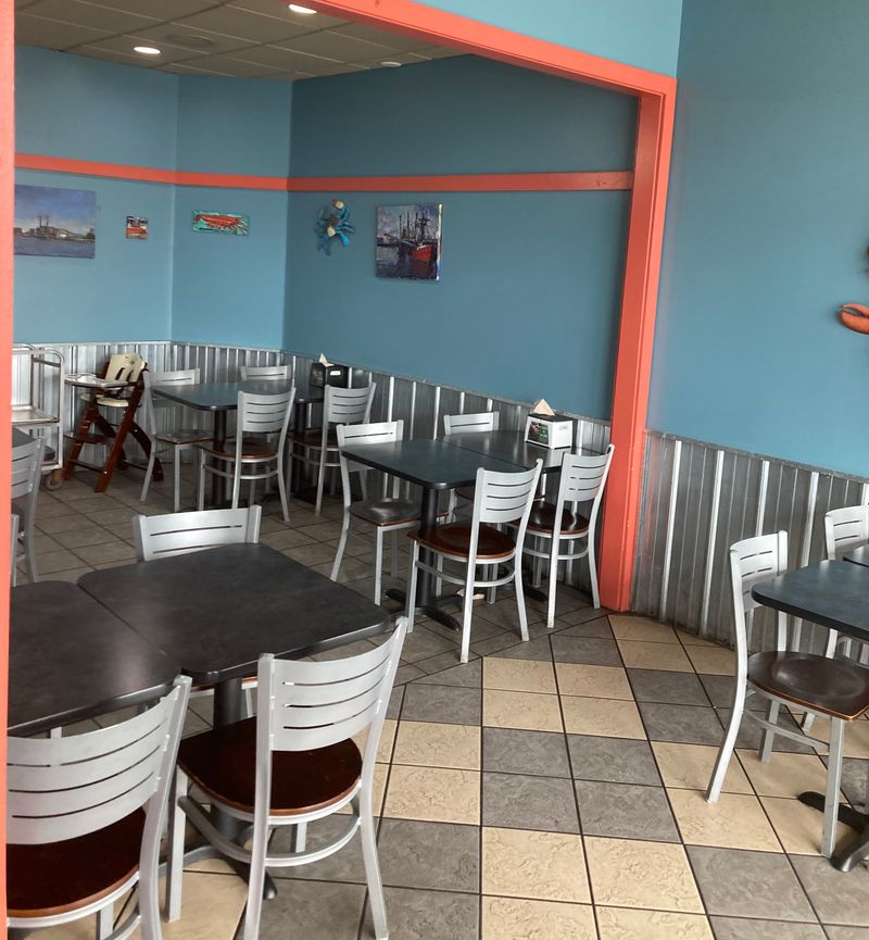 Caplinger's Fresh Catch - 7460 N Shadeland Ave, Ste 400, Indianapolis, IN 46250