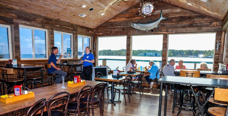 Hole in the Wall (Mathews County)