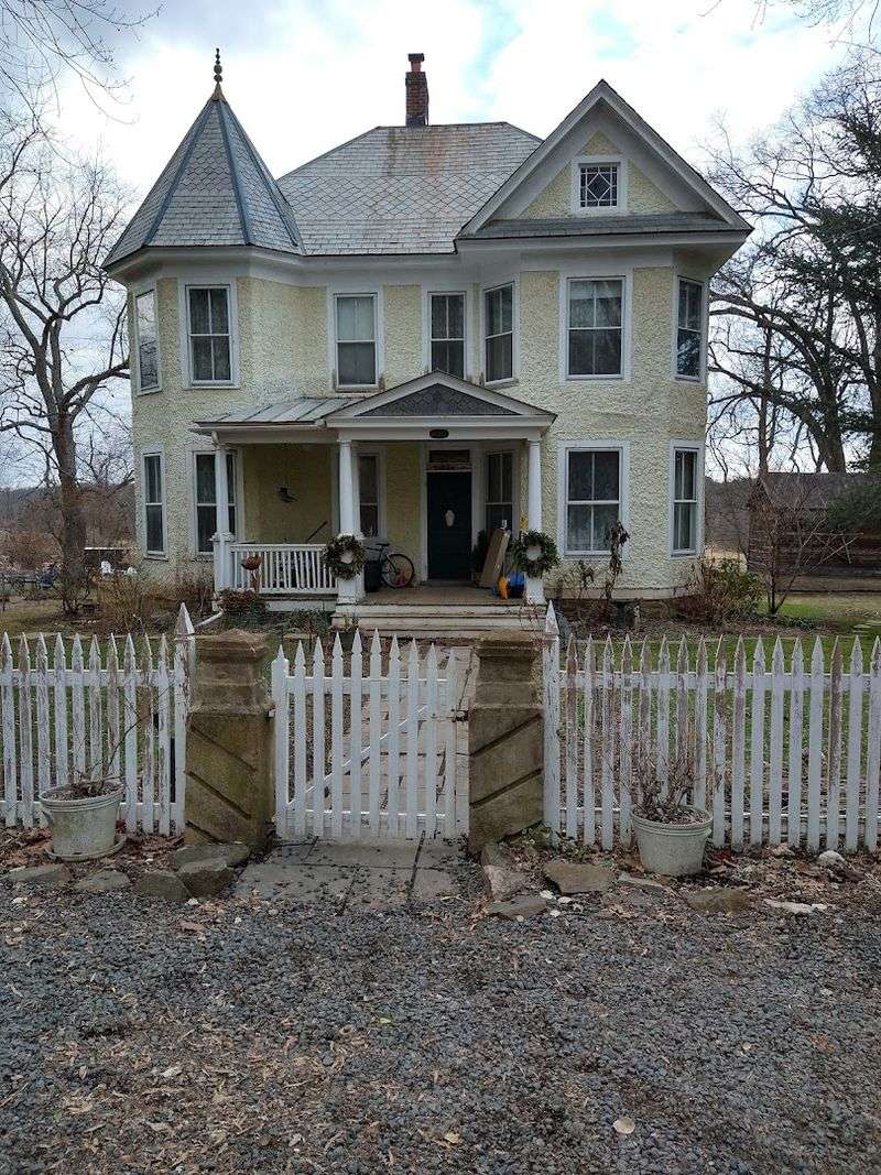 The Annual Homes Tour Reveals Hidden Interiors