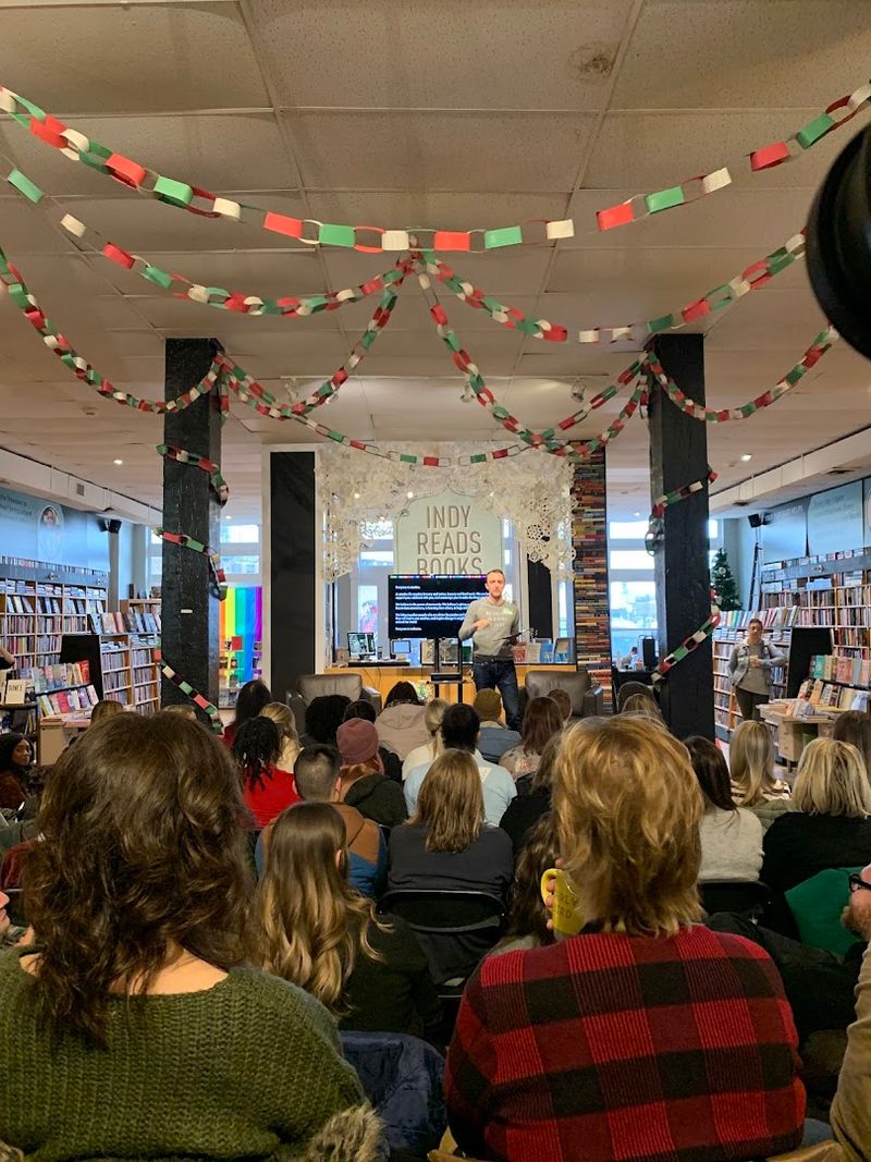 Story Nights and Community Events Worth Marking on Your Calendar