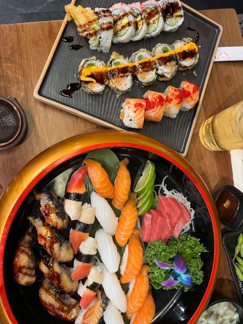 Two Tiers of Deliciousness to Choose From