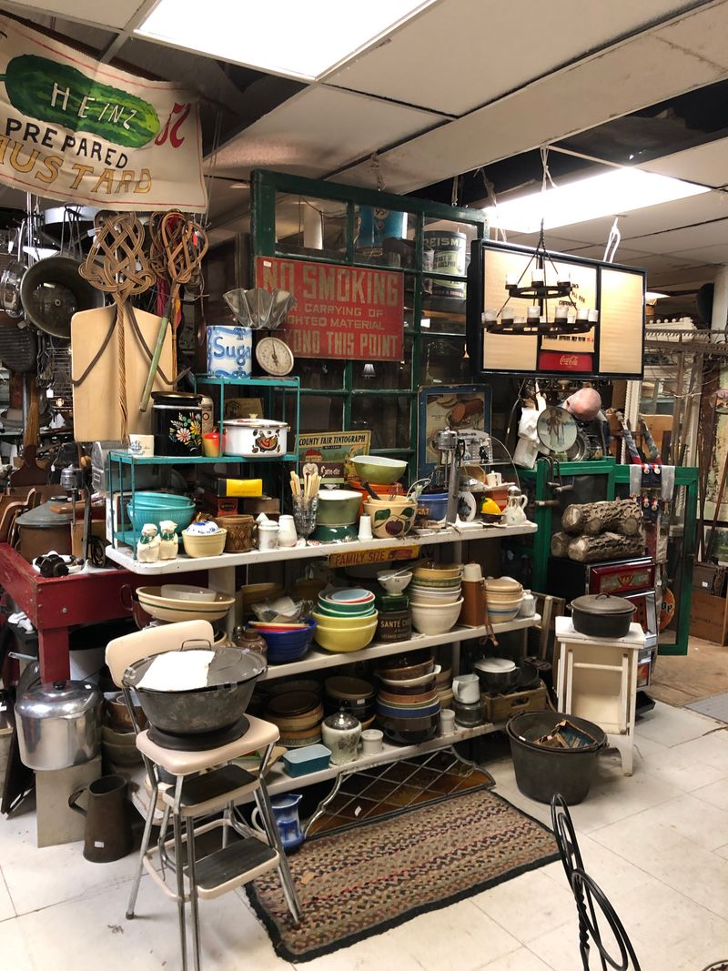 Floor to Ceiling Vintage Wonderland