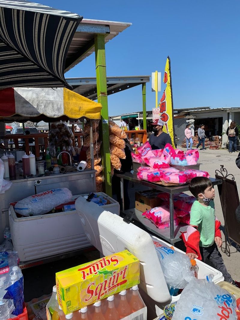 Indoor vs. Outdoor: Two Completely Different Vibes