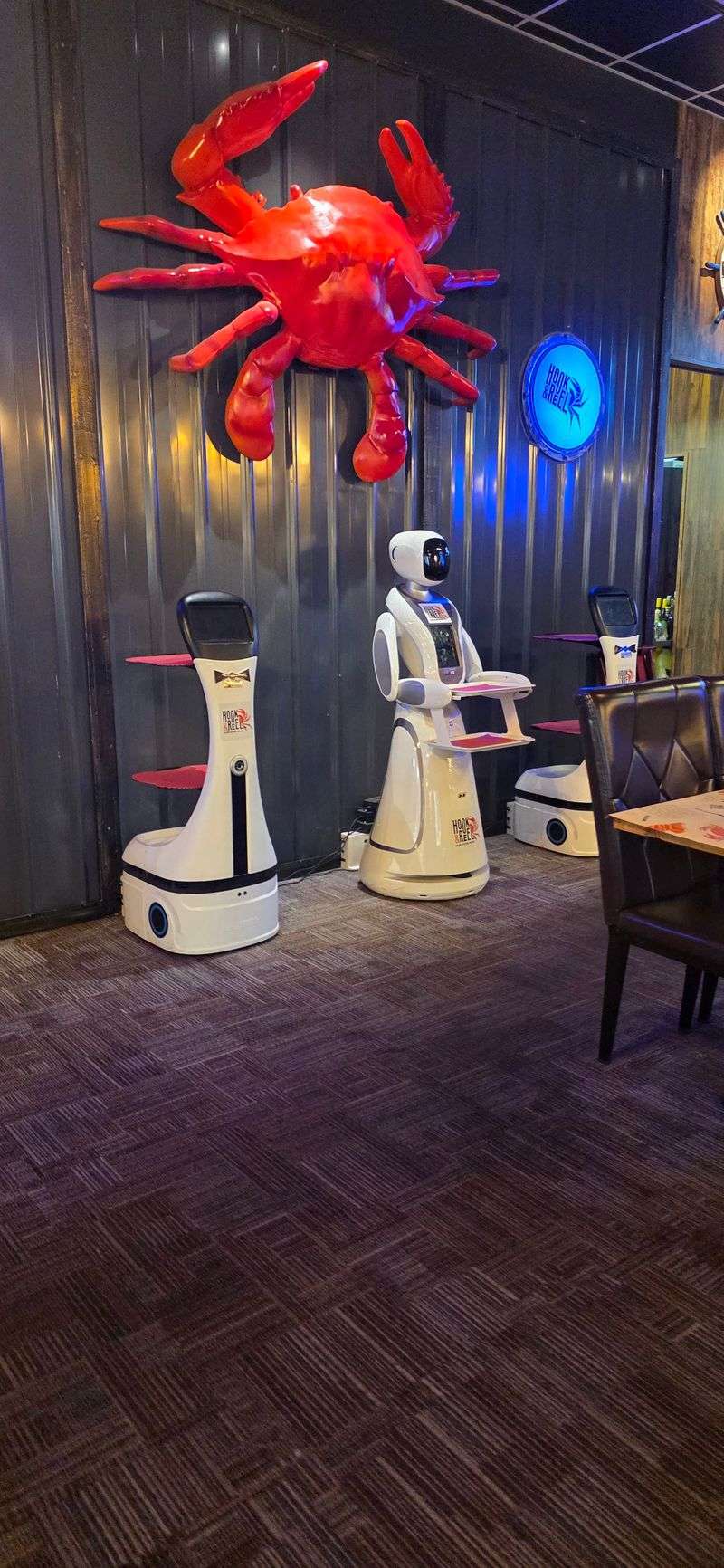 Robot Servers That Add a Futuristic Twist
