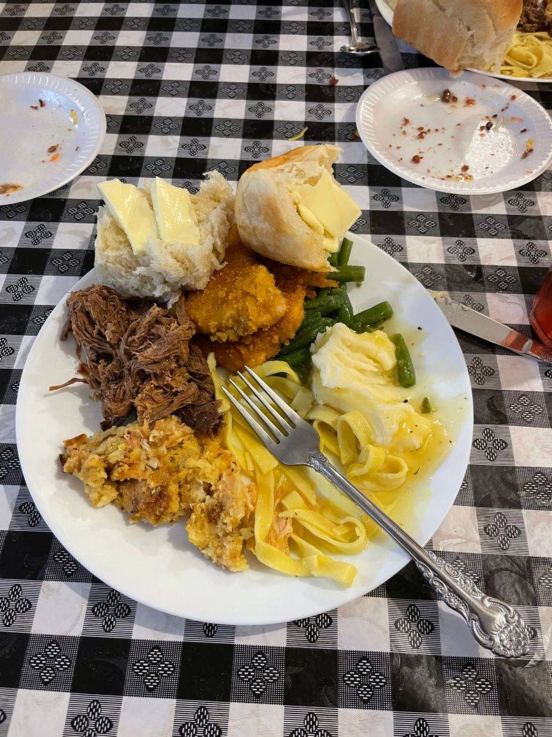 Family Style Service That Brings Everyone Together