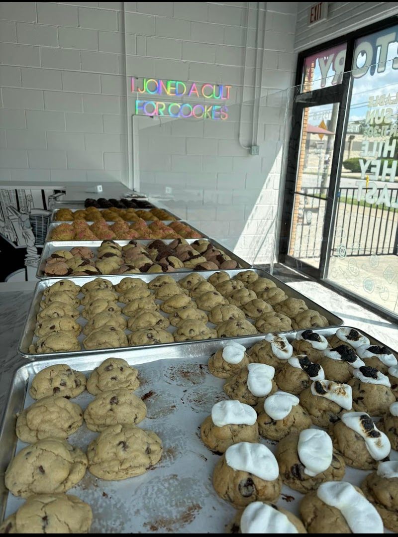 Fountain Square Is the Perfect Neighborhood to Explore Before or After