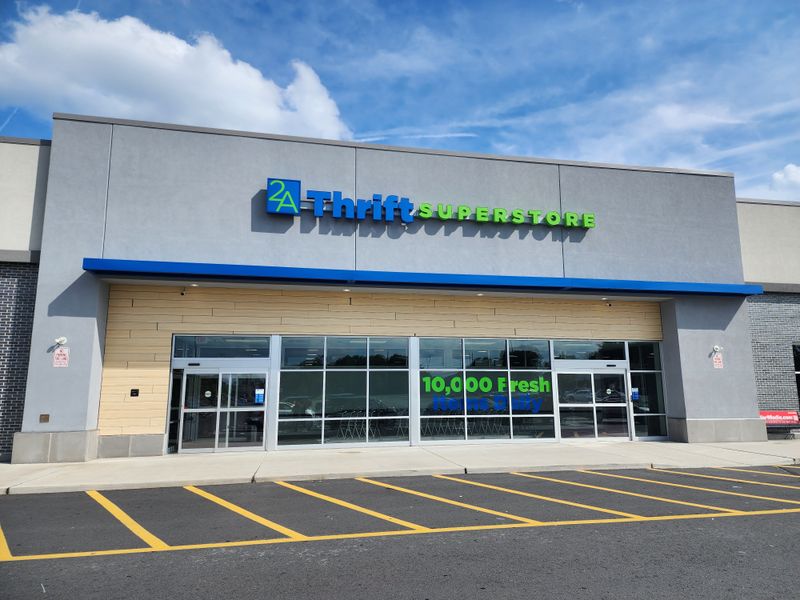 2nd Ave Thrift Superstore (Hamilton), New Jersey