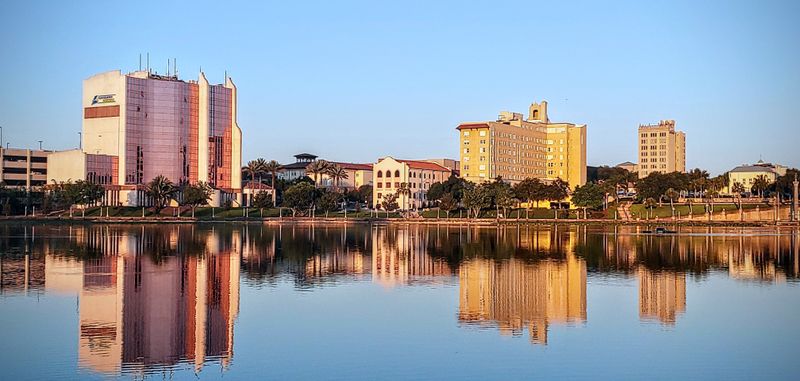 The One-Two Punch That Sells The Whole City