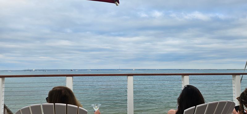 The Reason This Inn Becomes An Oyster Pilgrimage