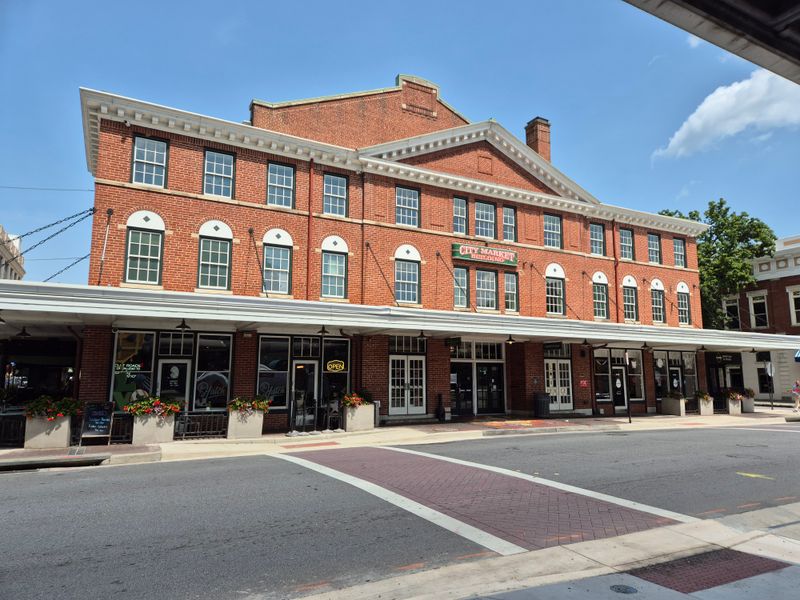 Historic Roanoke City Market, Virginia