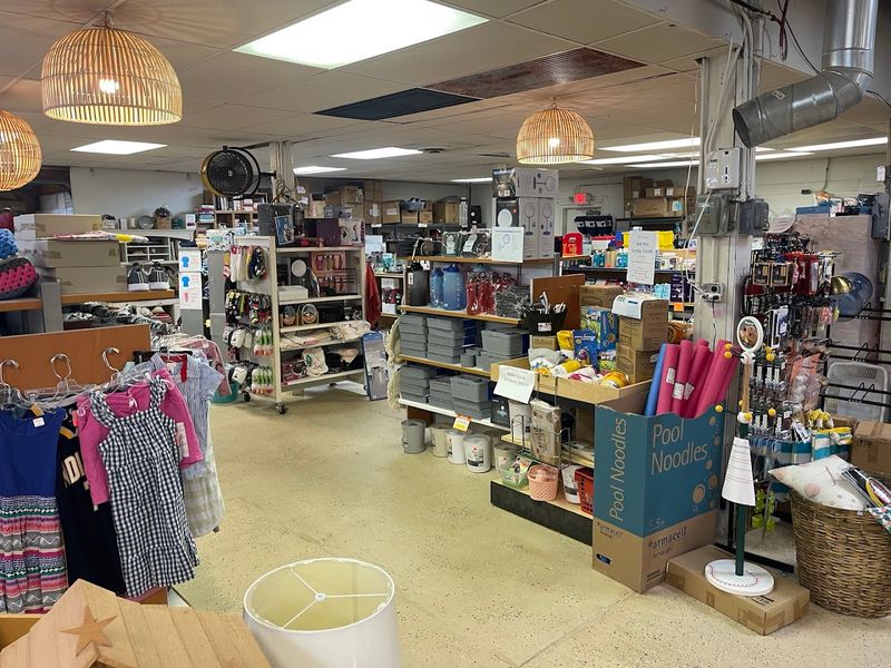 Bargain Wright Thrift Store - 3700 Cassopolis St, Elkhart, IN 46514