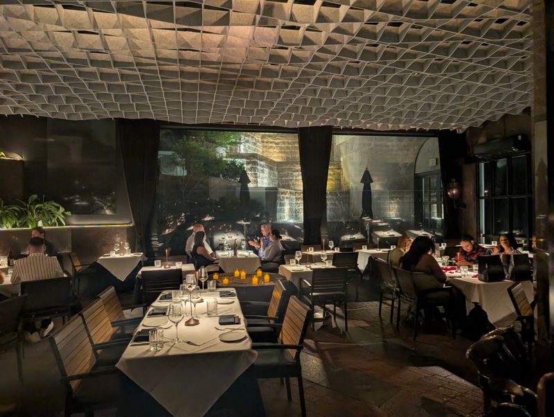 Dakota's Steakhouse, Texas