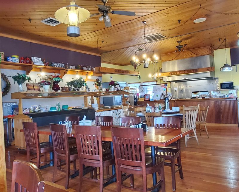 Genuine Amish Hospitality and Service That Makes You Feel Like Family