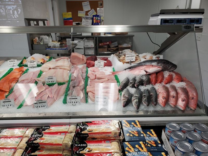 The Unmistakable Freshness That Draws Locals Back Every Week