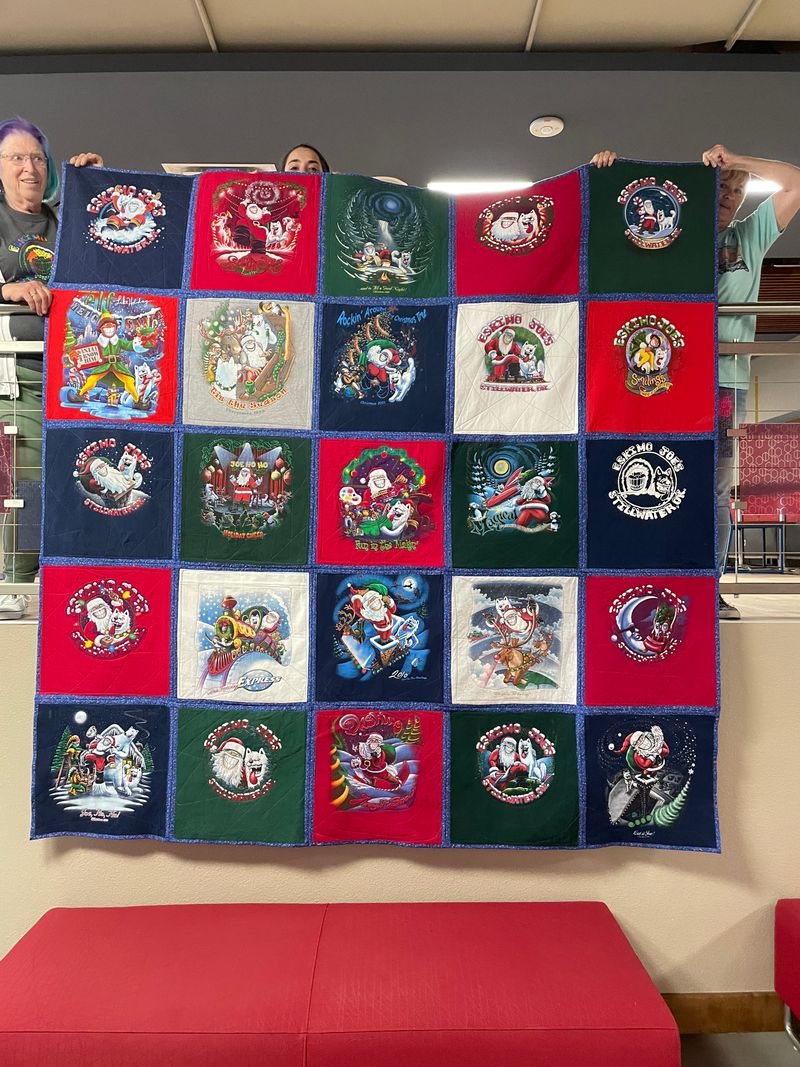 Professional Quilting Services That Finish Your Projects