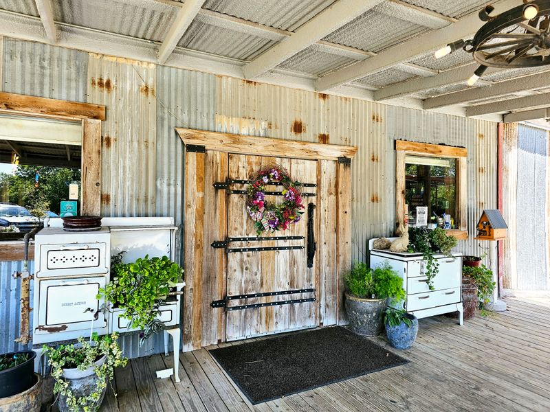 Oscar's Store, Texas