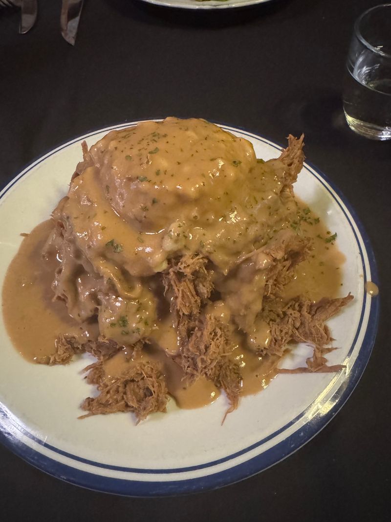 The Legendary Beef Manhattan That Defies Portion Control