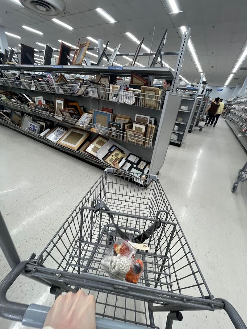 Checkout Timing Tips That Save You From The Long Line