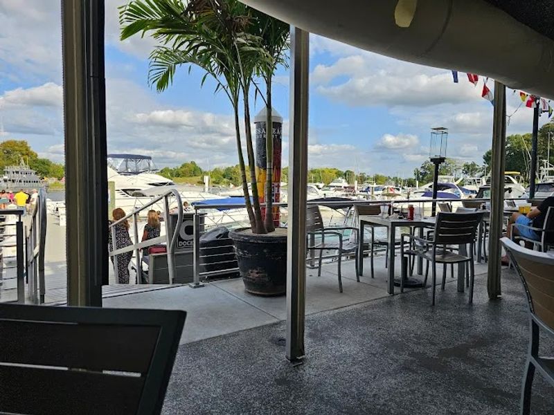 Outdoor Seating Season Starts Early When The Weather Cooperates