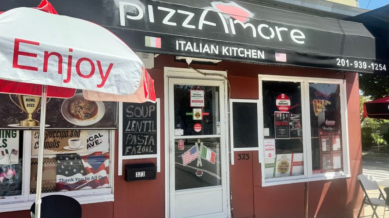 PizzAmore, New Jersey