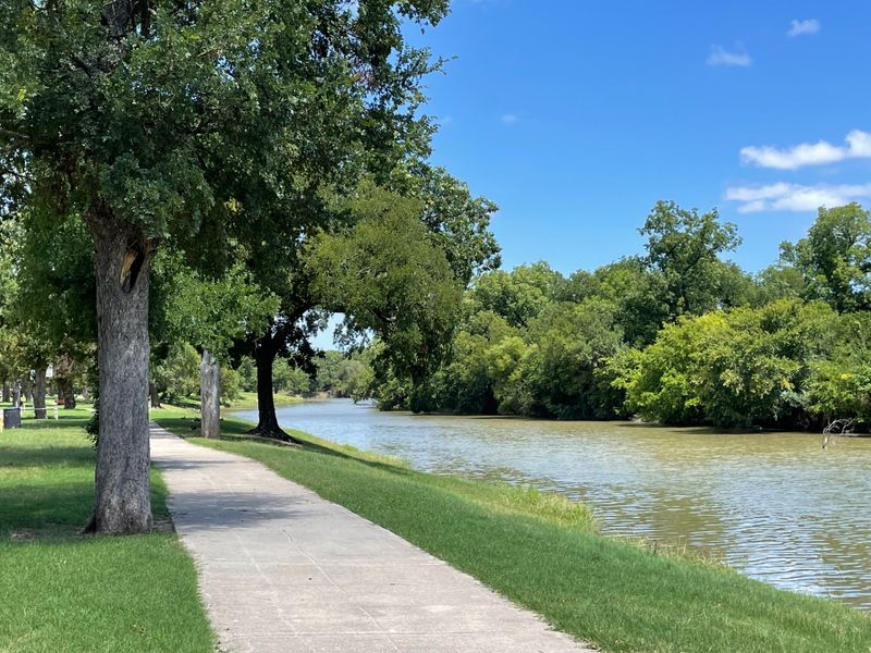 Camp Bowie Memorial Park