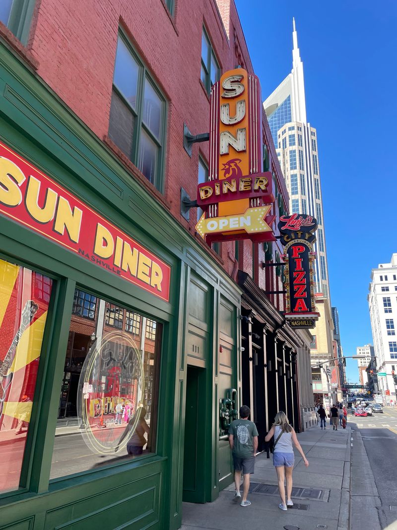 Sun Diner