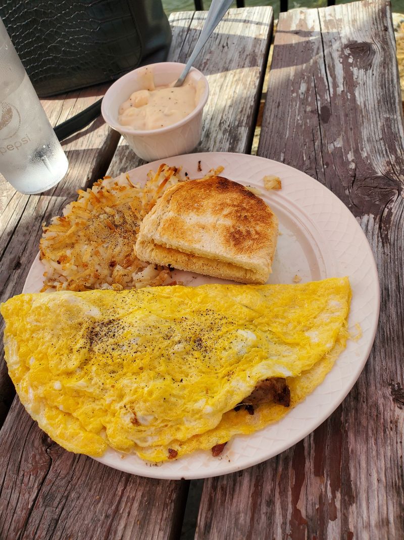 Breakfast Plates That Turn “Quick Bite” Into A Whole Morning