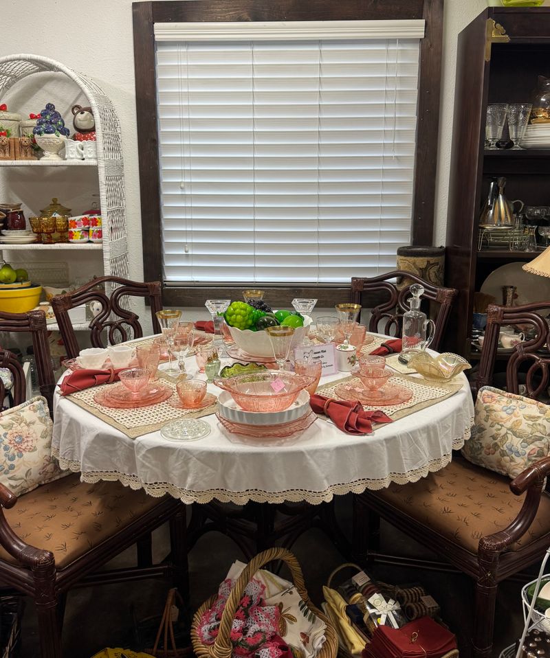 Spotless Displays Despite Massive Inventory