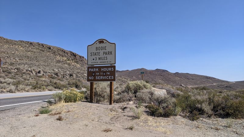The Empty Highway Drive That Feels Like A Time Machine