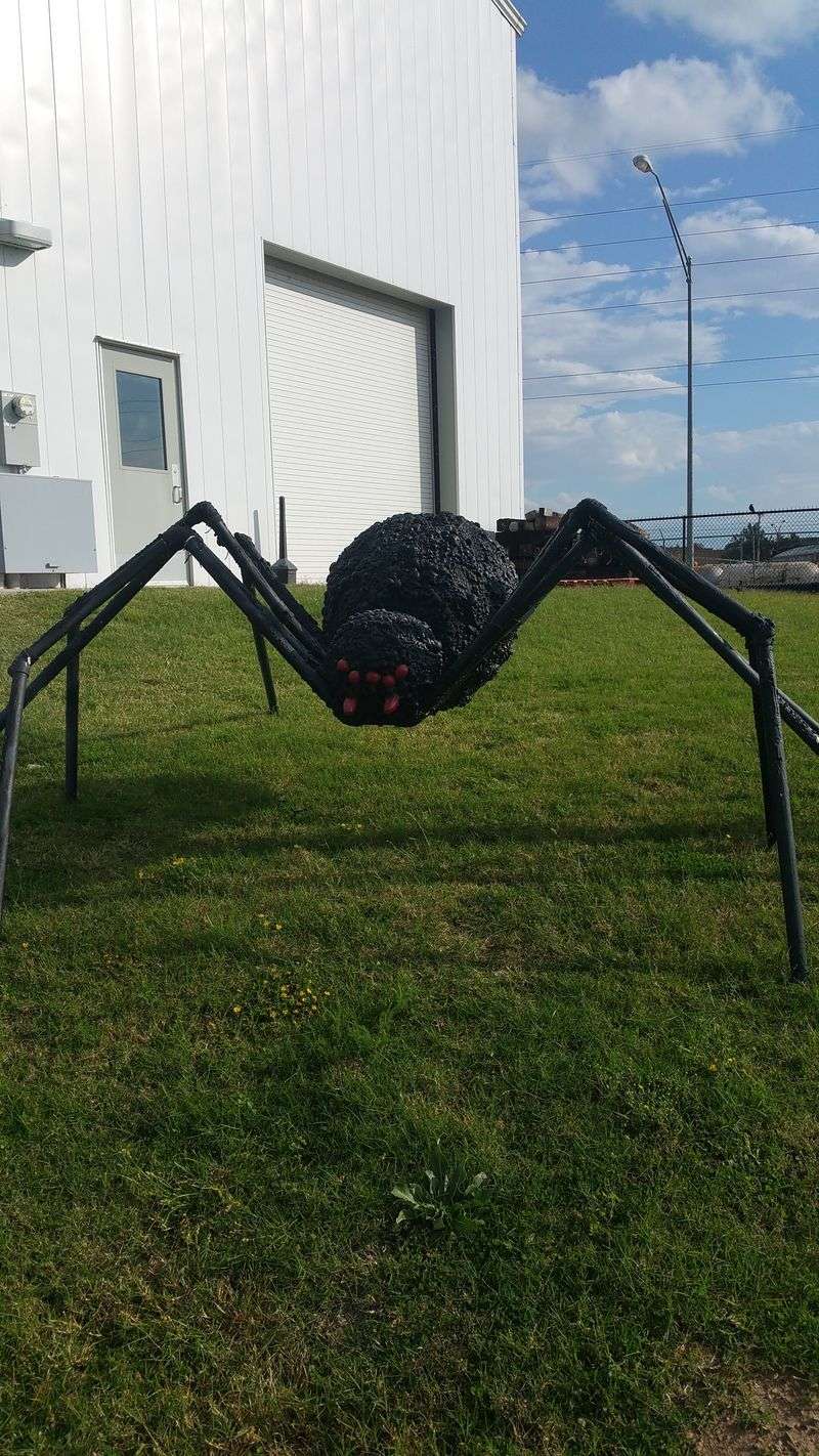 Black Iron Sculptures That Stop You in Your Tracks