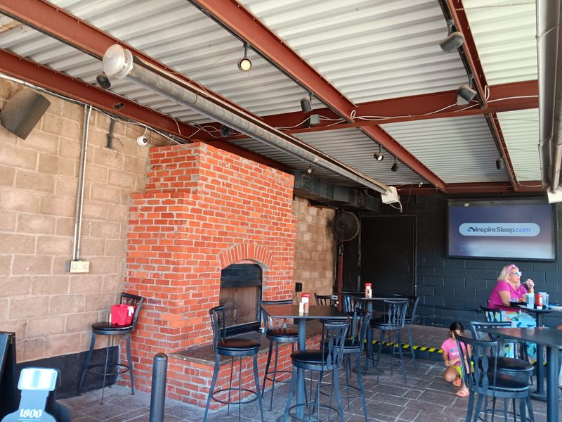 The Fire Pit That Extends Your Evening