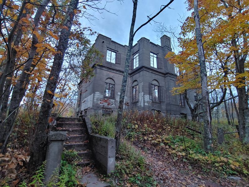 Overlook Mountain House Ruins