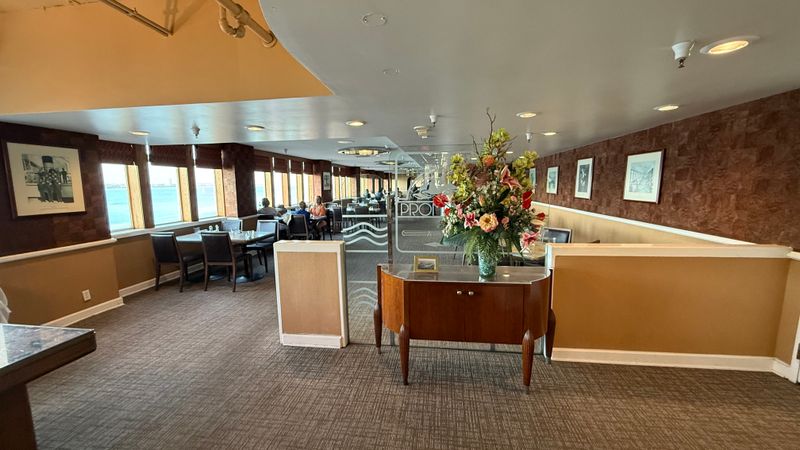 Promenade Café