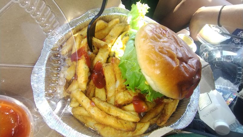 Burgers and Sandwiches That Satisfy Every Craving