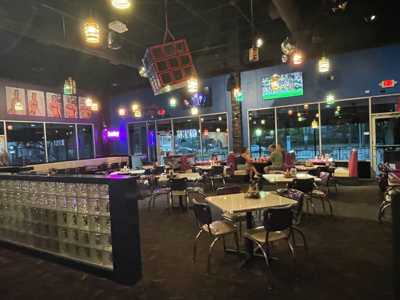 Late Night Diners Served A Different Kind Of Crowd Late Night Diners Served A Different Kind Of Crowd
