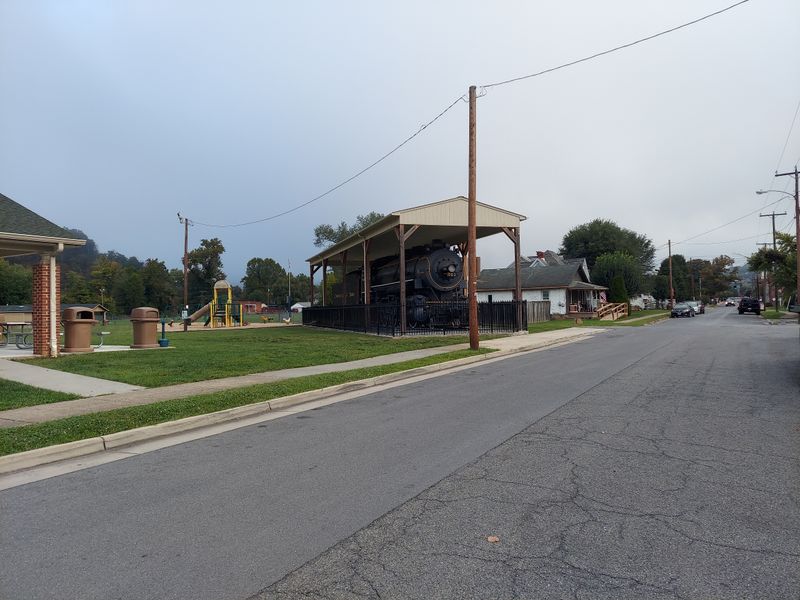 Quiet Streets Where Traffic Jams Are Basically Mythical
