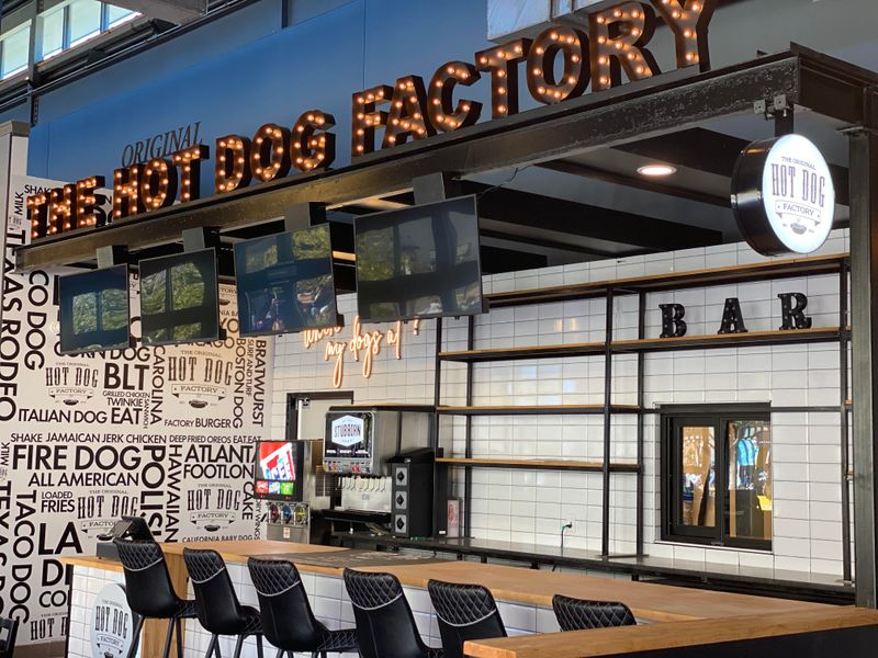 Hot Dog Factory
