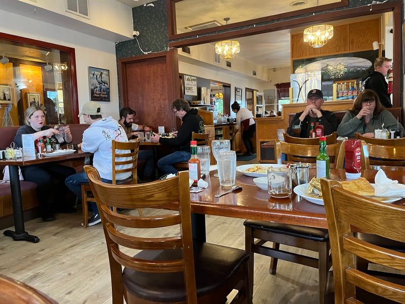 Praised By Local And Visiting Diners