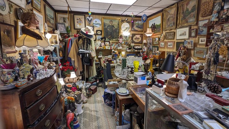 Golden Nugget Antique Flea Market, New Jersey